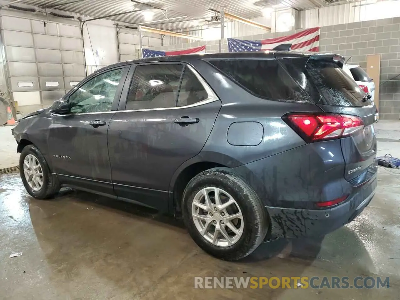 2 Photograph of a damaged car 3GNAXKEV2NS244921 CHEVROLET EQUINOX 2022