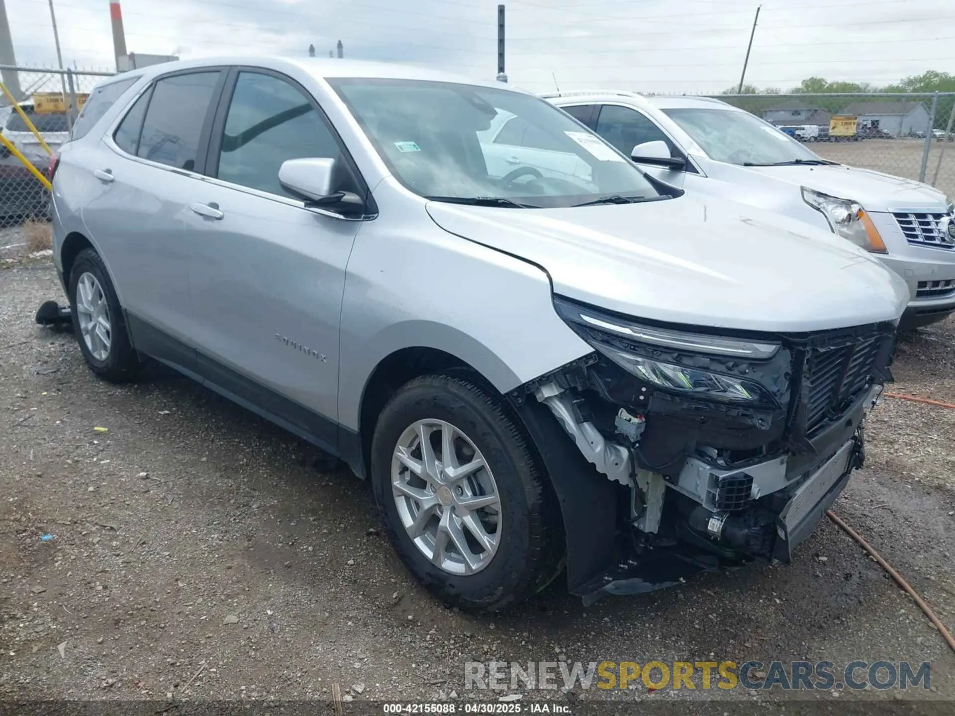 1 Photograph of a damaged car 3GNAXKEV3NL135782 CHEVROLET EQUINOX 2022