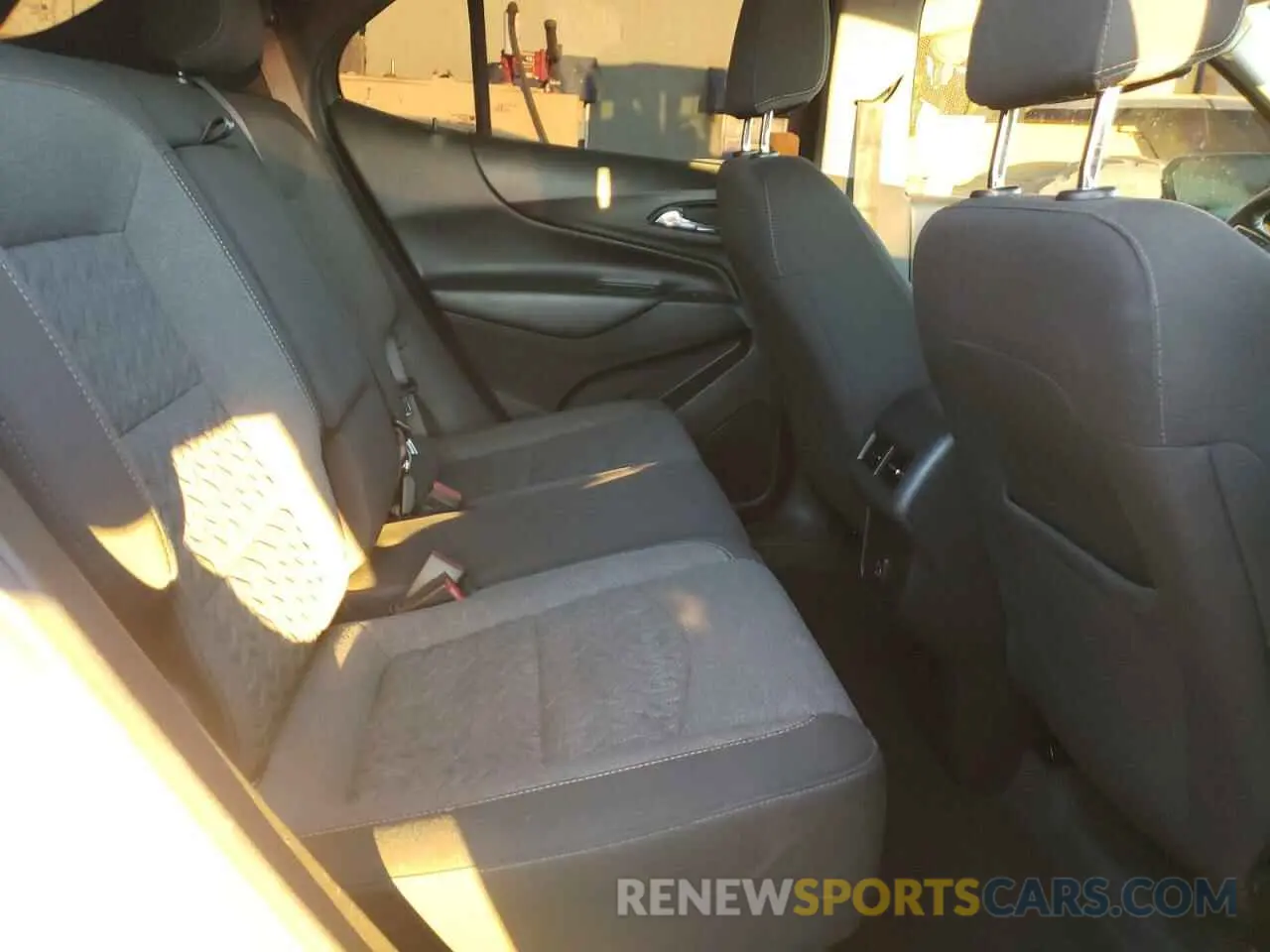 12 Photograph of a damaged car 3GNAXKEV3NL147737 CHEVROLET EQUINOX 2022
