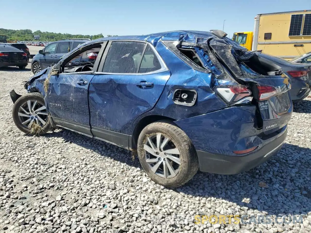 2 Photograph of a damaged car 3GNAXKEV3NS203696 CHEVROLET EQUINOX 2022
