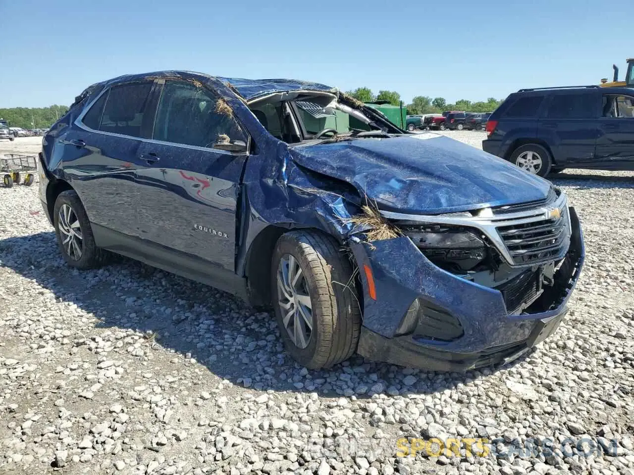 4 Photograph of a damaged car 3GNAXKEV3NS203696 CHEVROLET EQUINOX 2022