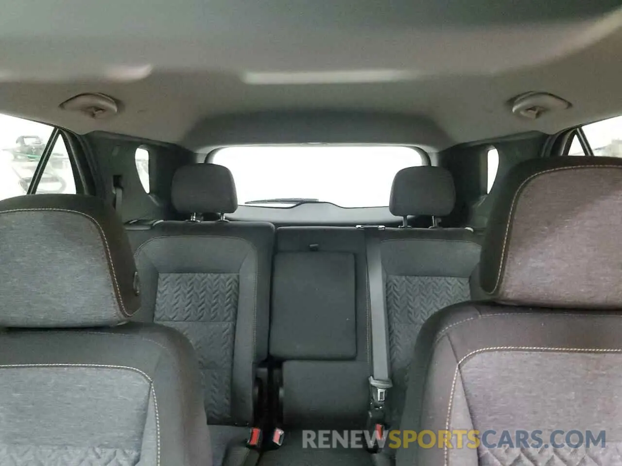 10 Photograph of a damaged car 3GNAXKEV4NL247538 CHEVROLET EQUINOX 2022