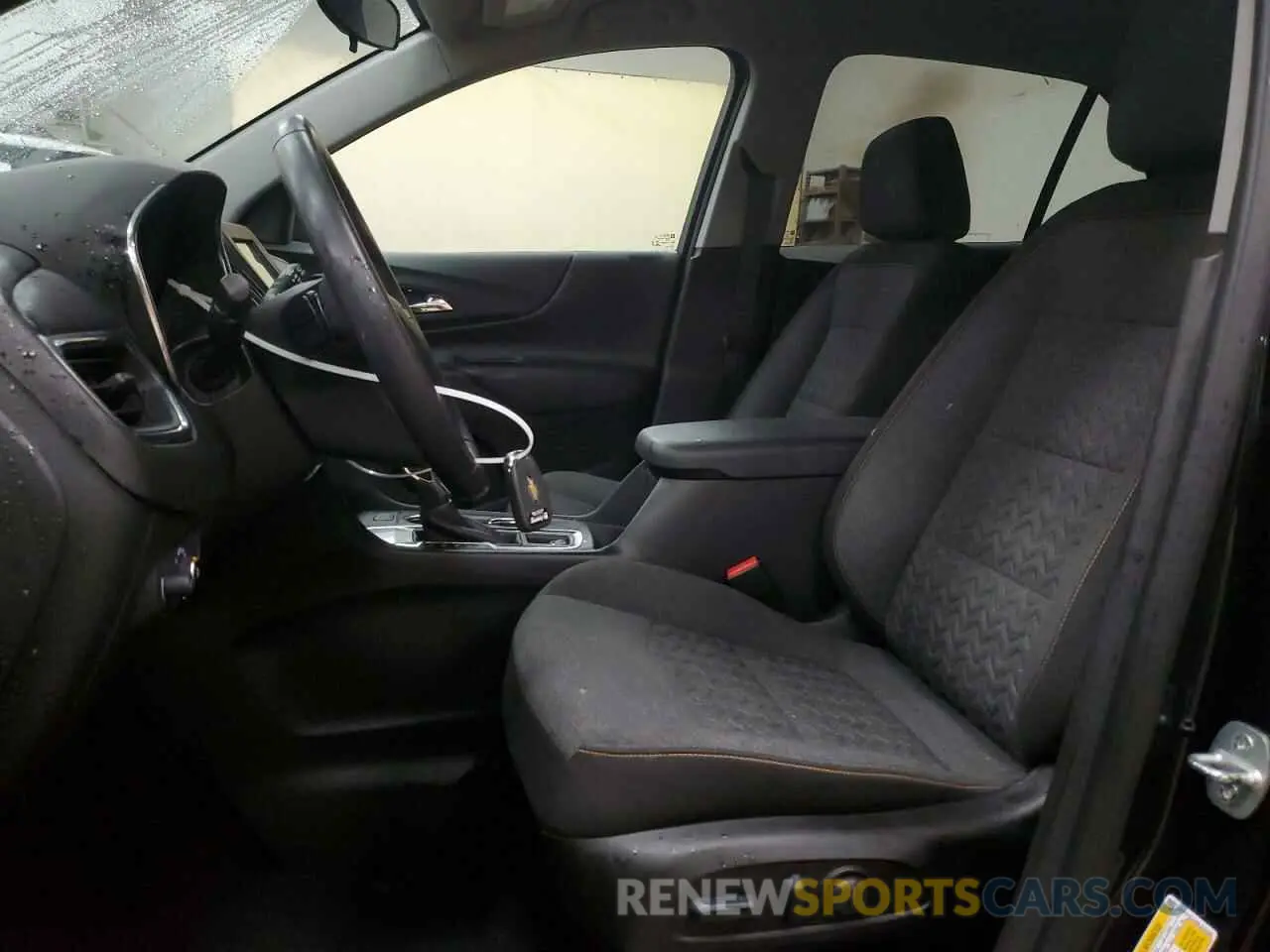 7 Photograph of a damaged car 3GNAXKEV4NL247538 CHEVROLET EQUINOX 2022