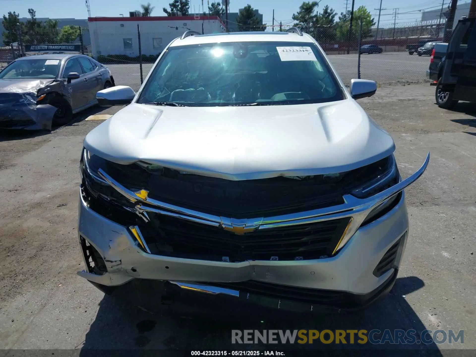 12 Photograph of a damaged car 3GNAXKEV4NL262654 CHEVROLET EQUINOX 2022