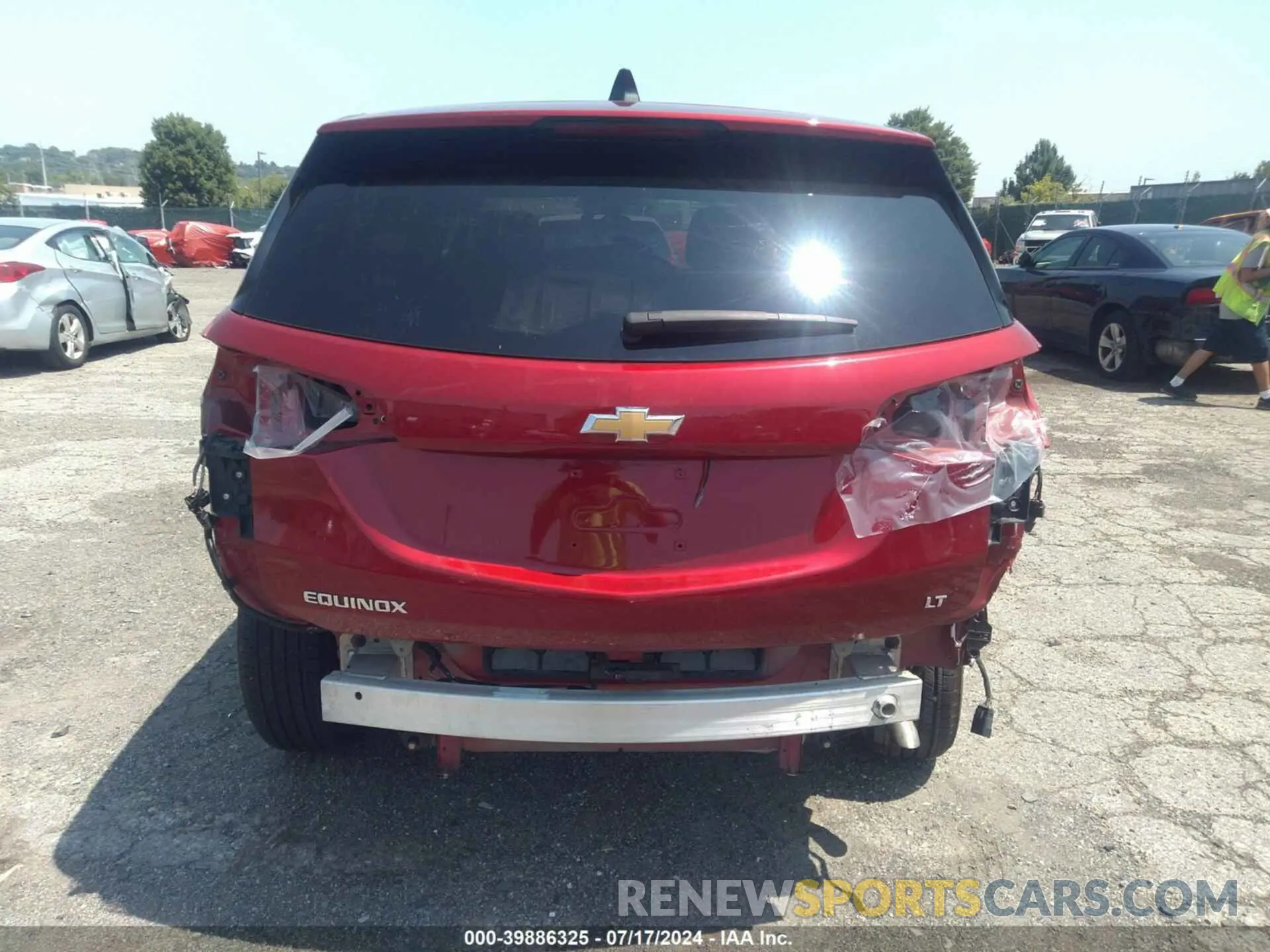 17 Фотография поврежденного автомобиля 3GNAXKEV5NL180822 CHEVROLET EQUINOX 2022