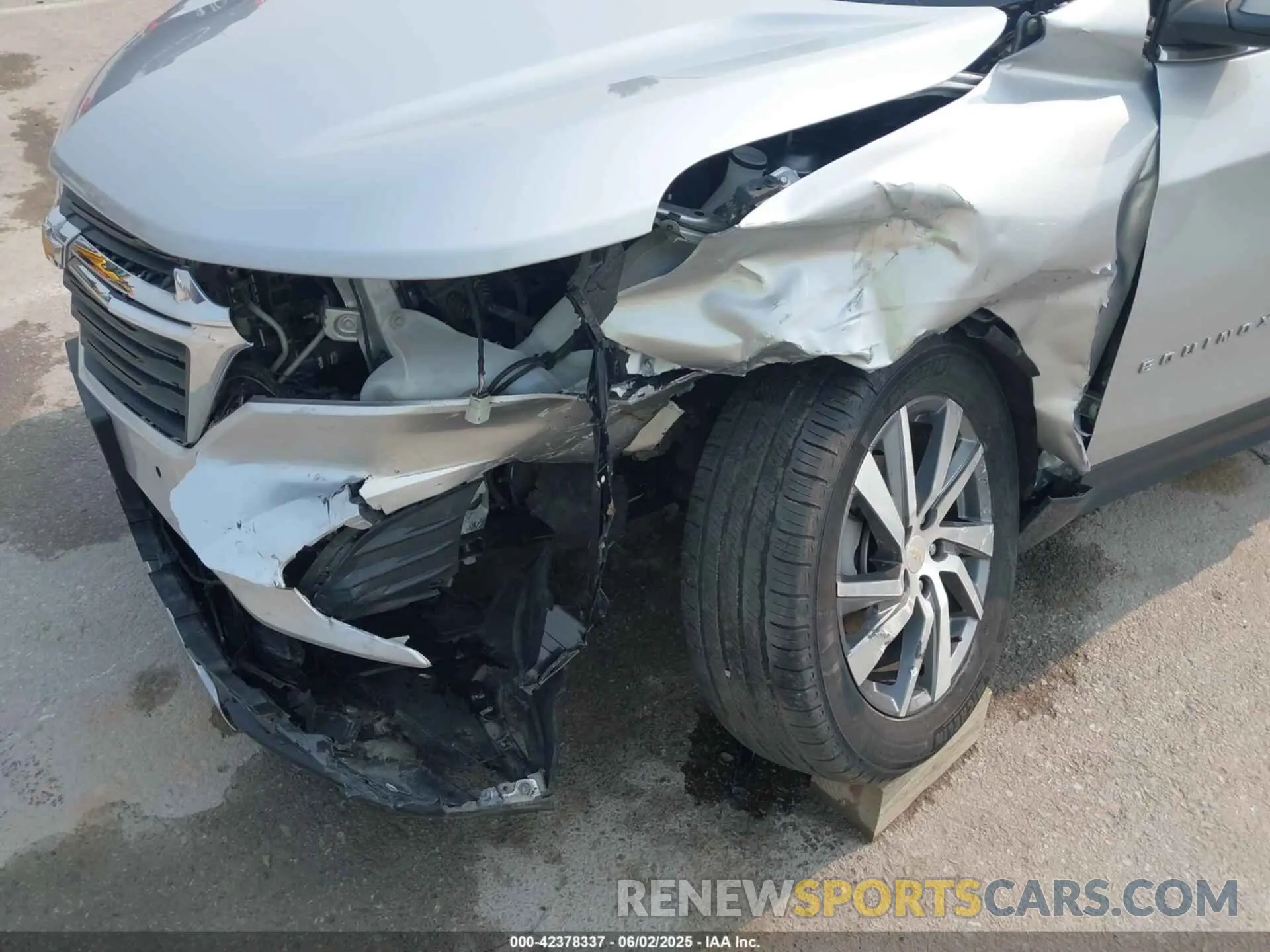 6 Фотография поврежденного автомобиля 3GNAXKEV5NL277227 CHEVROLET EQUINOX 2022