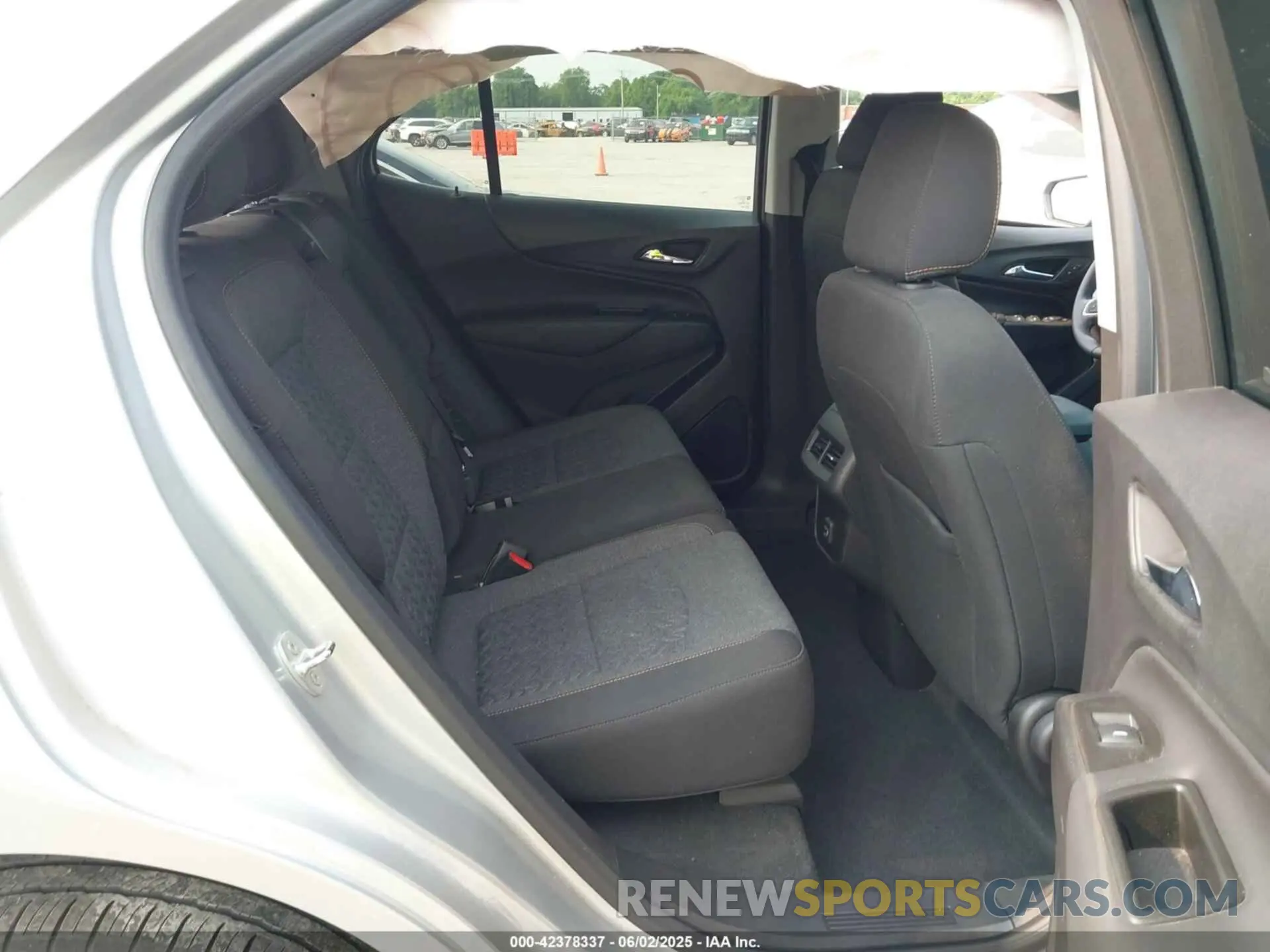 8 Фотография поврежденного автомобиля 3GNAXKEV5NL277227 CHEVROLET EQUINOX 2022