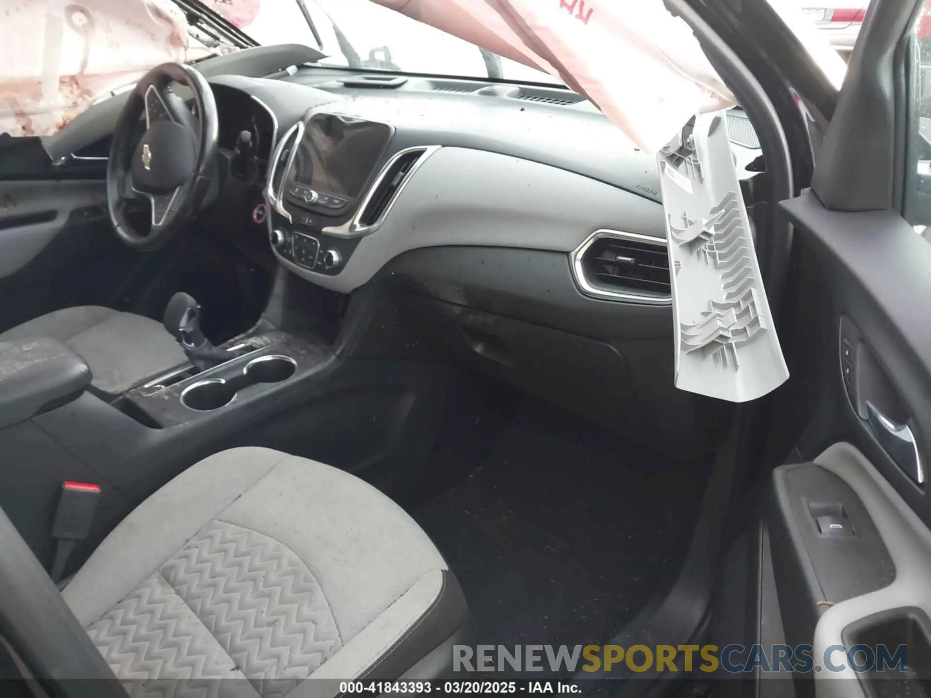 5 Photograph of a damaged car 3GNAXKEV6NL135873 CHEVROLET EQUINOX 2022