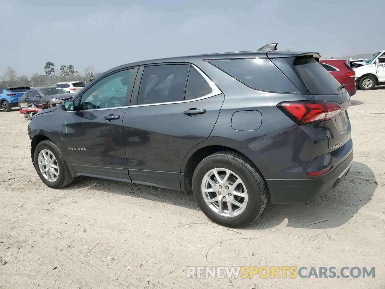 2 Photograph of a damaged car 3GNAXKEV6NS195061 CHEVROLET EQUINOX 2022