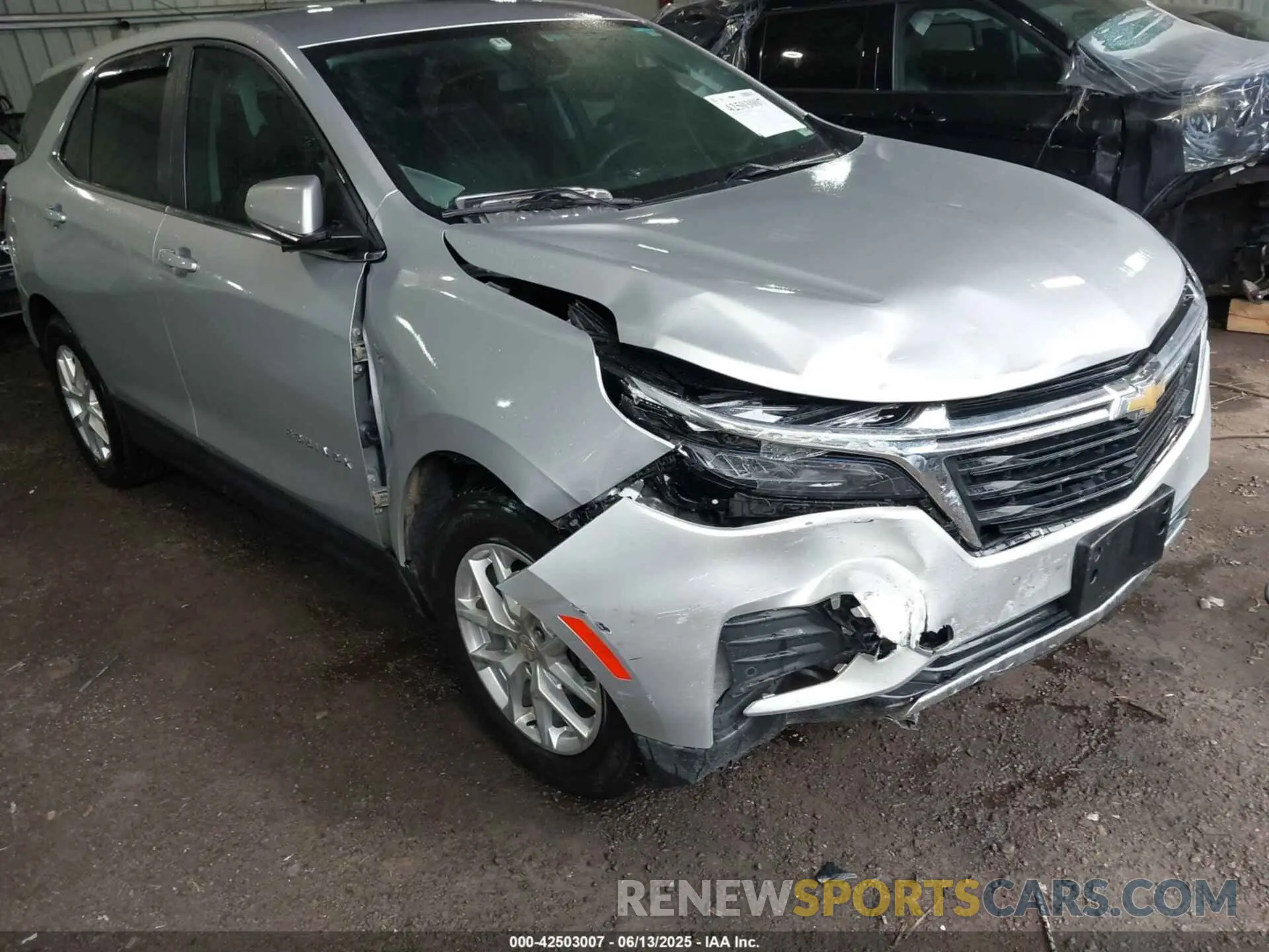 6 Photograph of a damaged car 3GNAXKEV7NL211312 CHEVROLET EQUINOX 2022