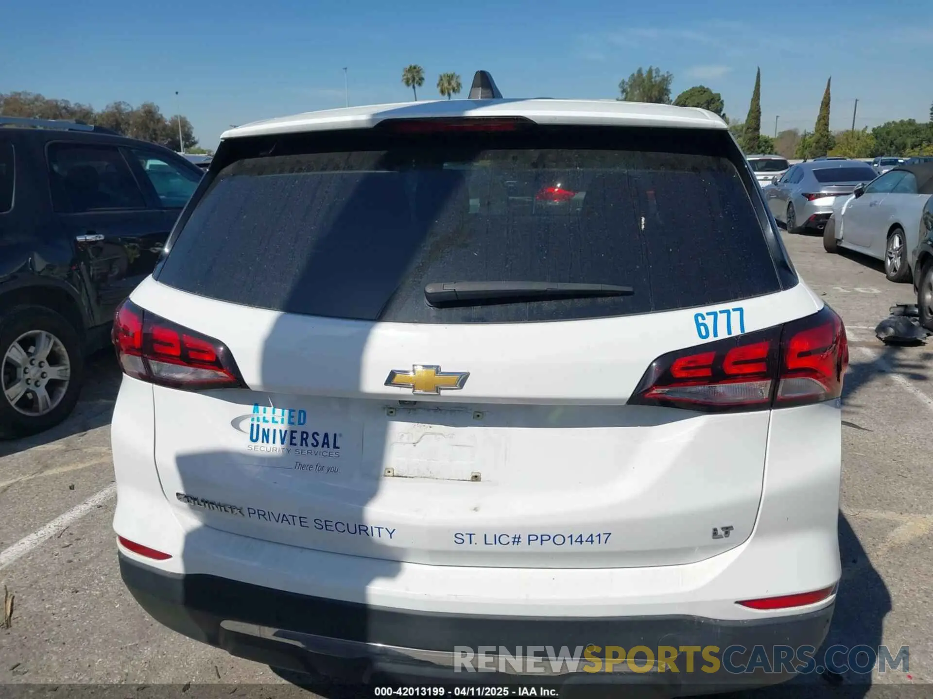 17 Photograph of a damaged car 3GNAXKEV8NL106777 CHEVROLET EQUINOX 2022