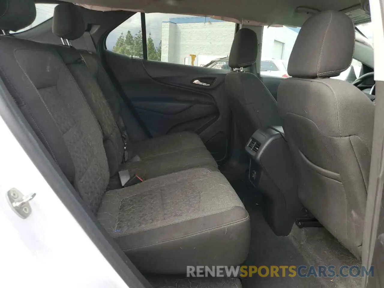10 Photograph of a damaged car 3GNAXKEV8NL195184 CHEVROLET EQUINOX 2022