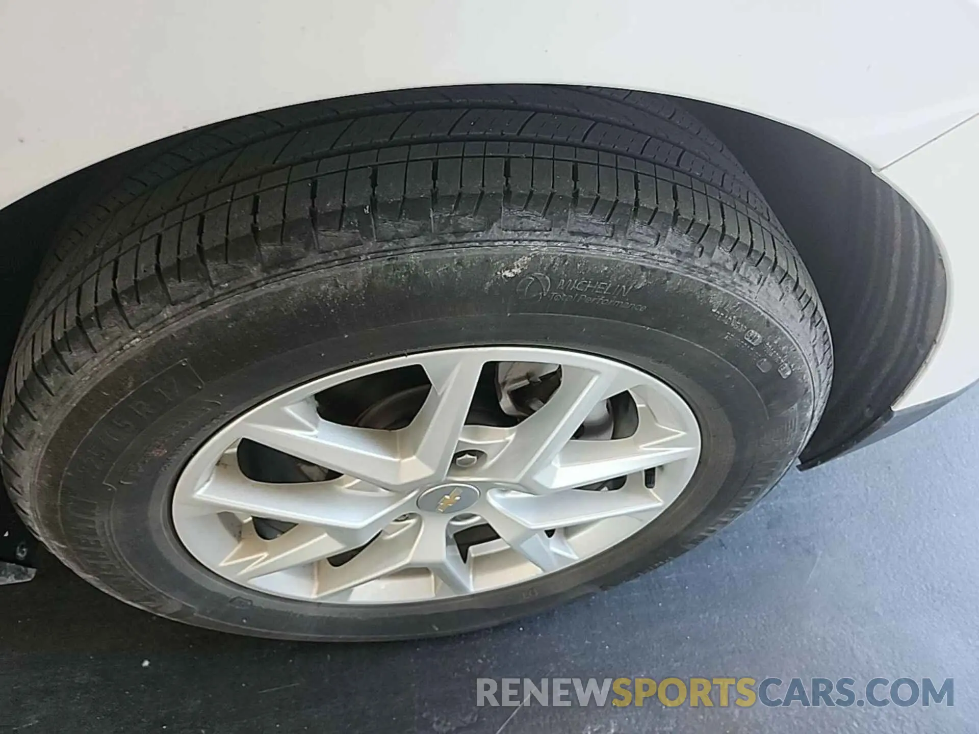 15 Photograph of a damaged car 3GNAXKEV9NL266411 CHEVROLET EQUINOX 2022