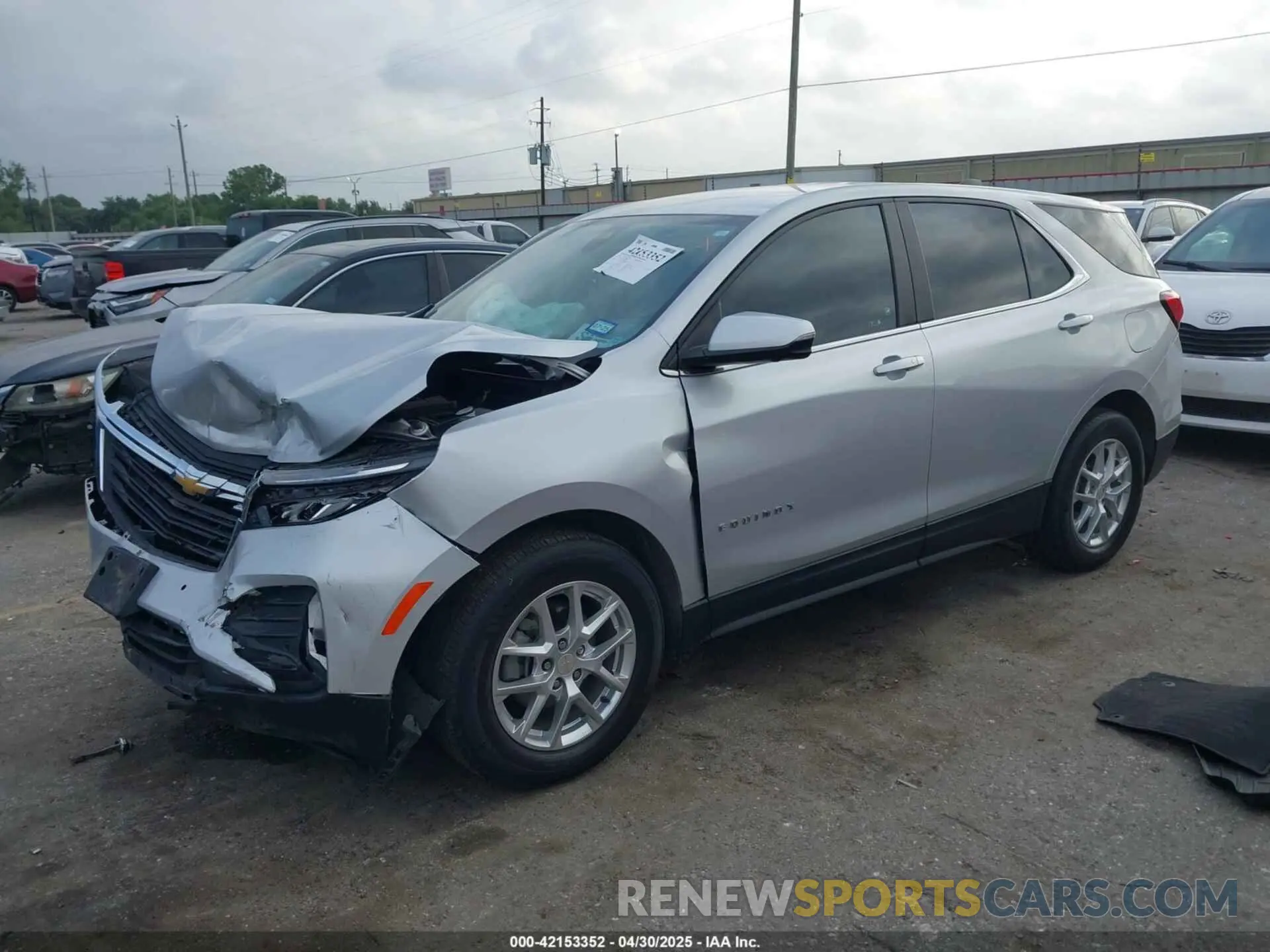 2 Фотография поврежденного автомобиля 3GNAXKEV9NL268398 CHEVROLET EQUINOX 2022