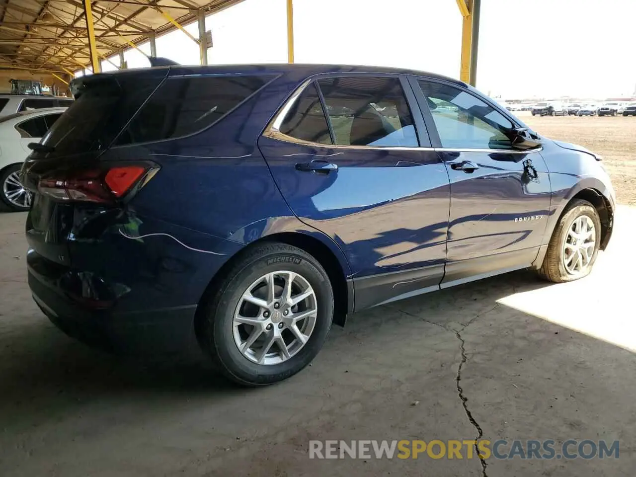 3 Photograph of a damaged car 3GNAXKEVXNL240741 CHEVROLET EQUINOX 2022