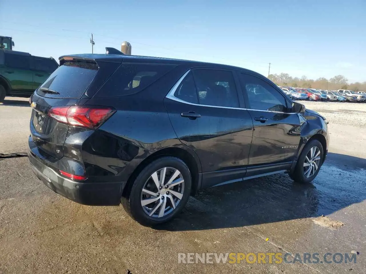 3 Photograph of a damaged car 3GNAXKEVXNL242859 CHEVROLET EQUINOX 2022