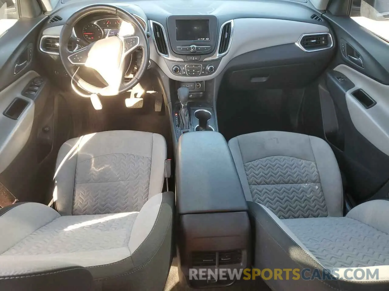 8 Photograph of a damaged car 3GNAXKEVXNL242859 CHEVROLET EQUINOX 2022