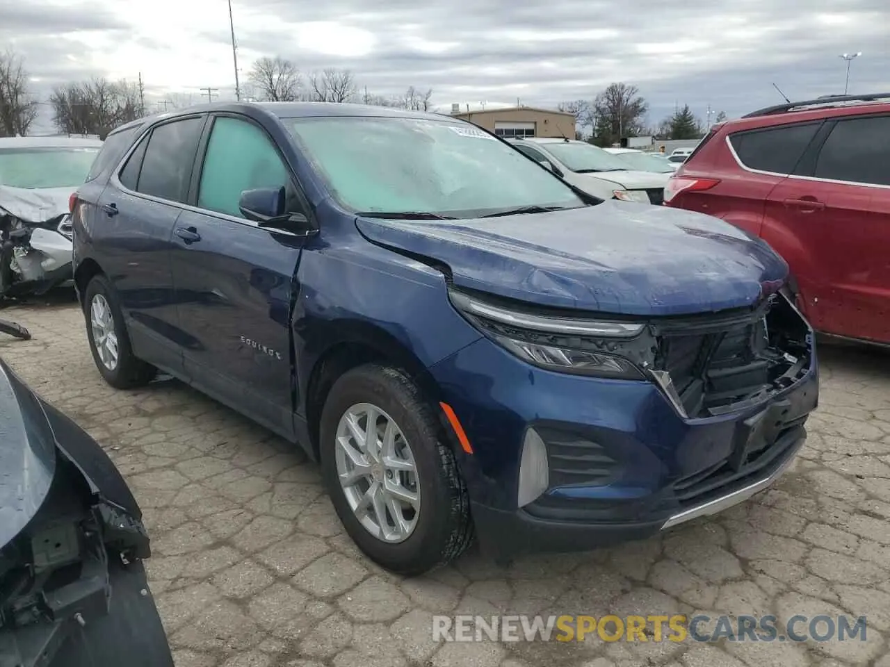 4 Photograph of a damaged car 3GNAXKEVXNL296176 CHEVROLET EQUINOX 2022