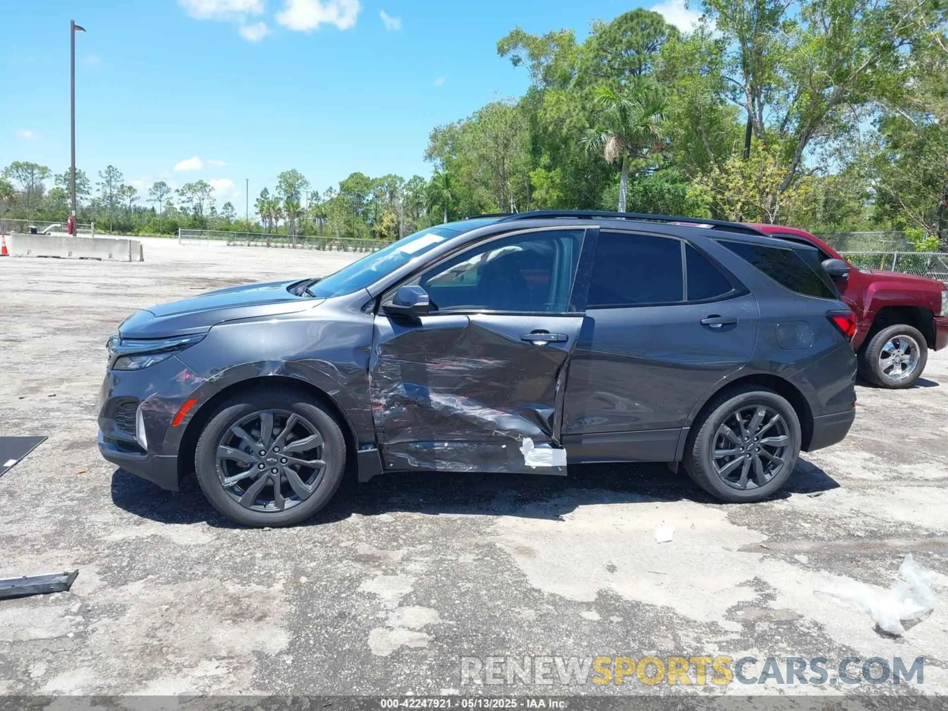 6 Фотография поврежденного автомобиля 3GNAXMEV0NS105933 CHEVROLET EQUINOX 2022
