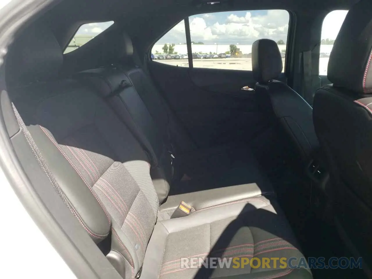 11 Фотография поврежденного автомобиля 3GNAXMEV5NS245928 CHEVROLET EQUINOX 2022