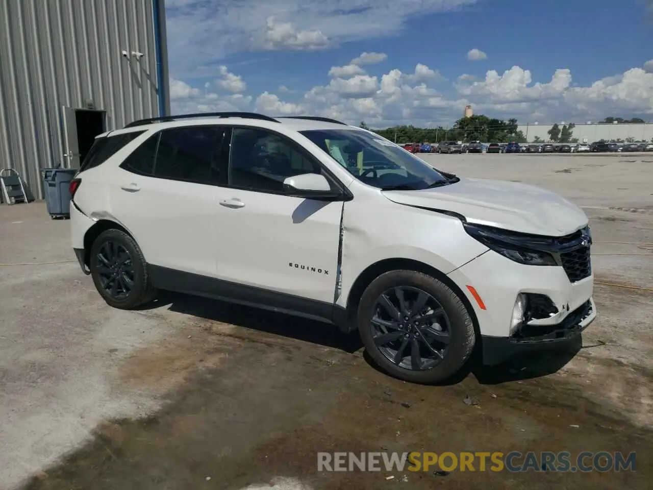 4 Фотография поврежденного автомобиля 3GNAXMEV5NS245928 CHEVROLET EQUINOX 2022
