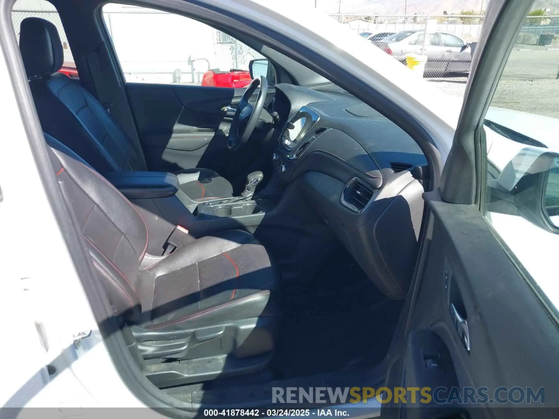 5 Photograph of a damaged car 3GNAXMEV6NS106441 CHEVROLET EQUINOX 2022