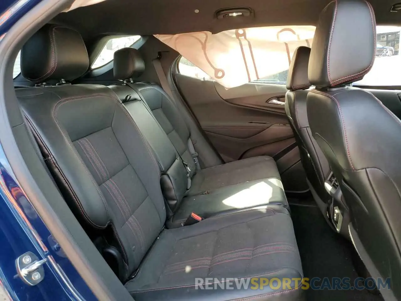 11 Photograph of a damaged car 3GNAXMEV6NS209486 CHEVROLET EQUINOX 2022