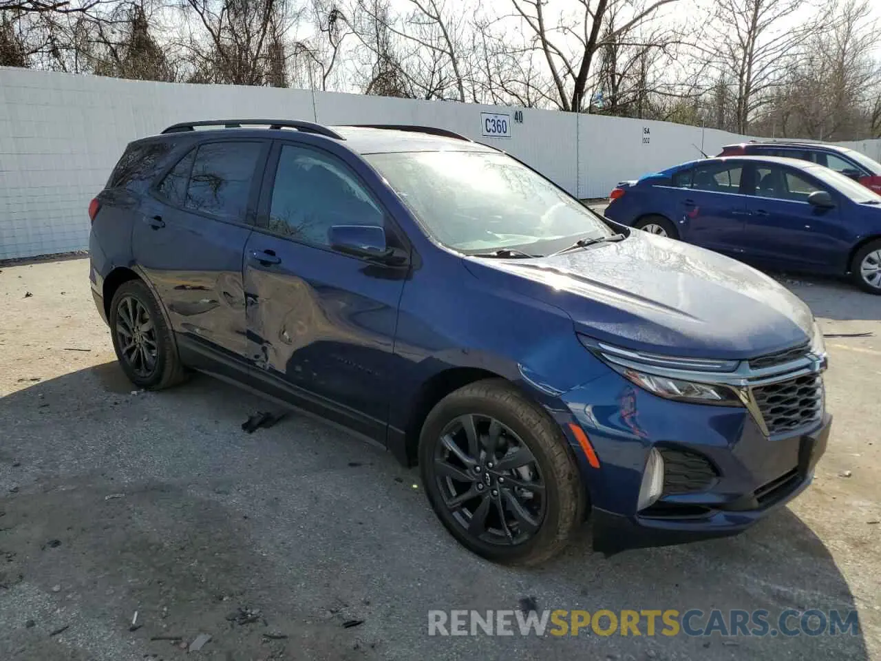 4 Photograph of a damaged car 3GNAXMEV6NS209486 CHEVROLET EQUINOX 2022