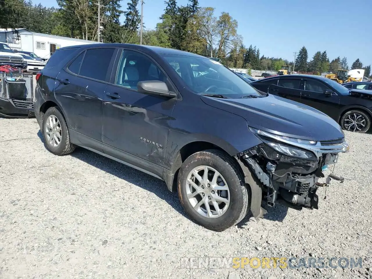 4 Фотография поврежденного автомобиля 3GNAXSEV0NS176070 CHEVROLET EQUINOX 2022