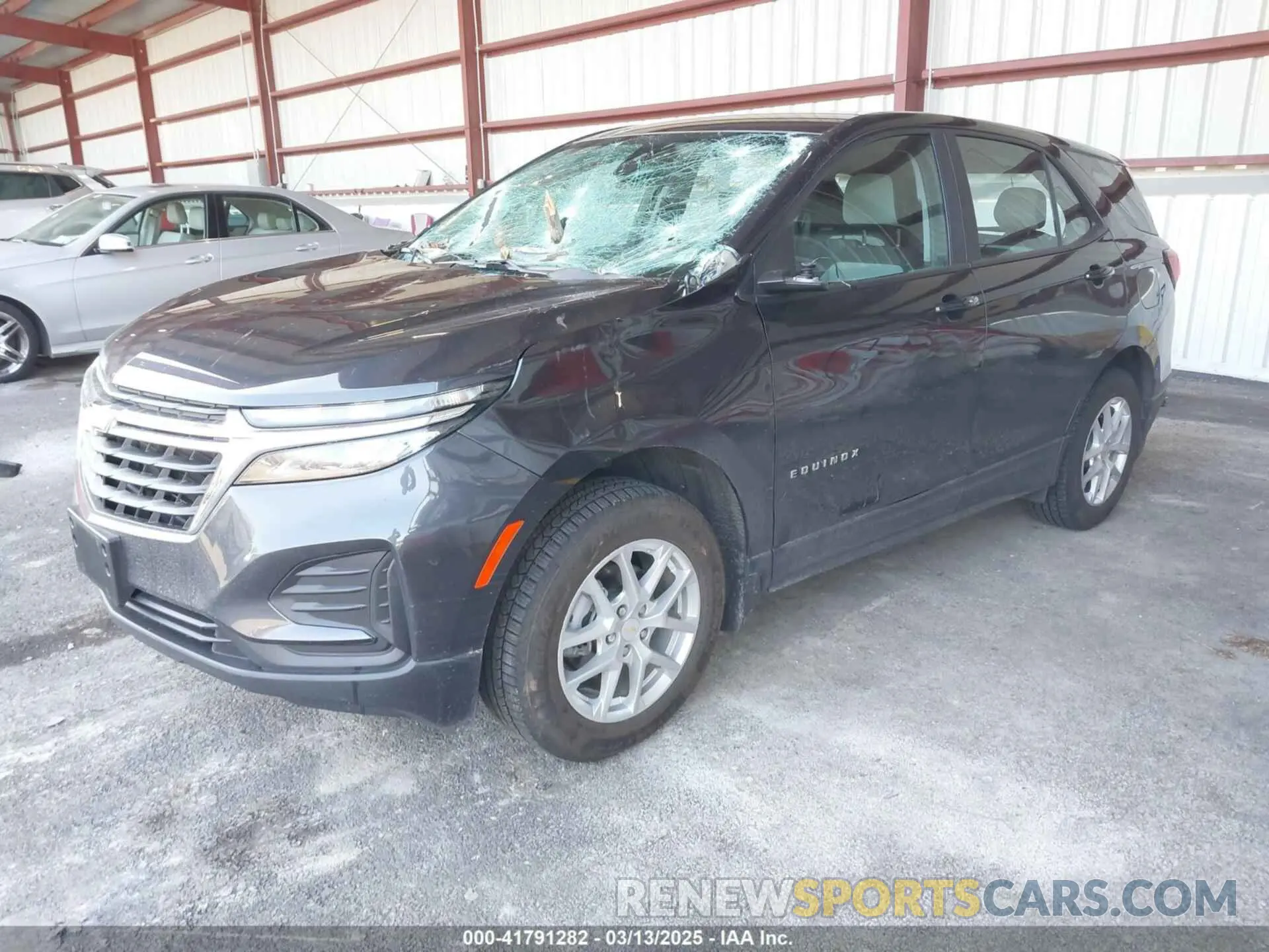 2 Photograph of a damaged car 3GNAXSEV2NS152370 CHEVROLET EQUINOX 2022