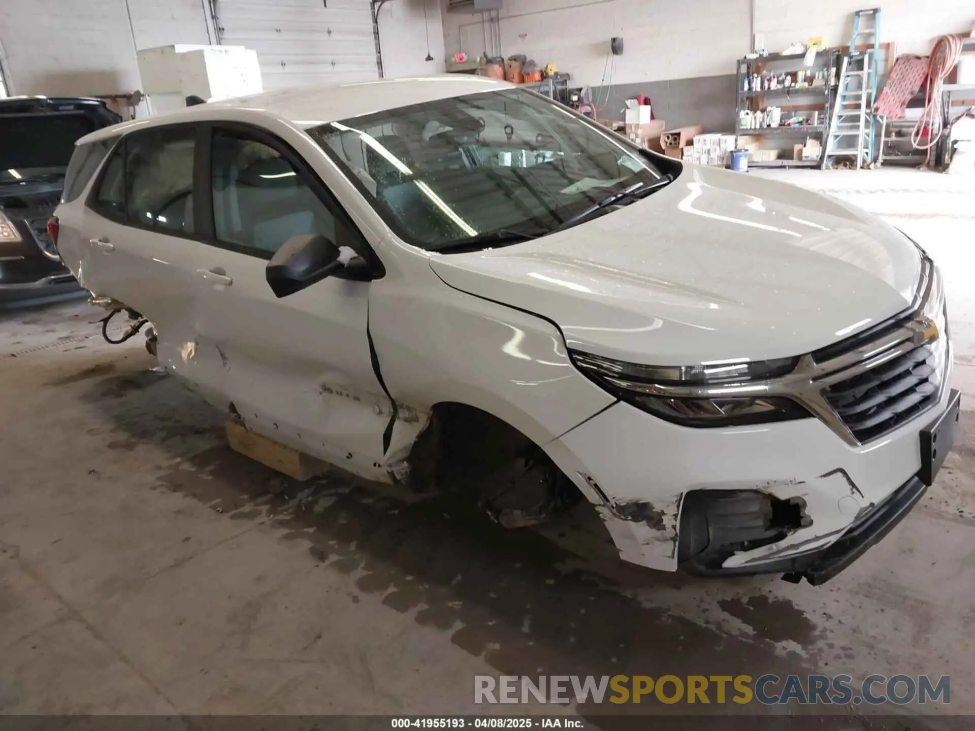 1 Фотография поврежденного автомобиля 3GNAXSEV3NS247505 CHEVROLET EQUINOX 2022