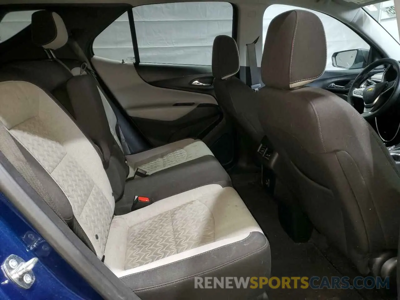 11 Photograph of a damaged car 3GNAXSEV9NS219045 CHEVROLET EQUINOX 2022