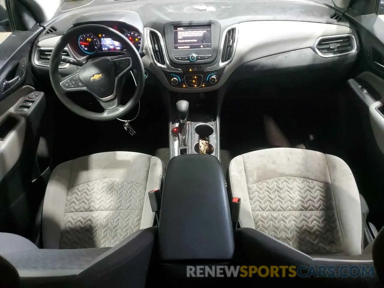8 Photograph of a damaged car 3GNAXSEV9NS219045 CHEVROLET EQUINOX 2022