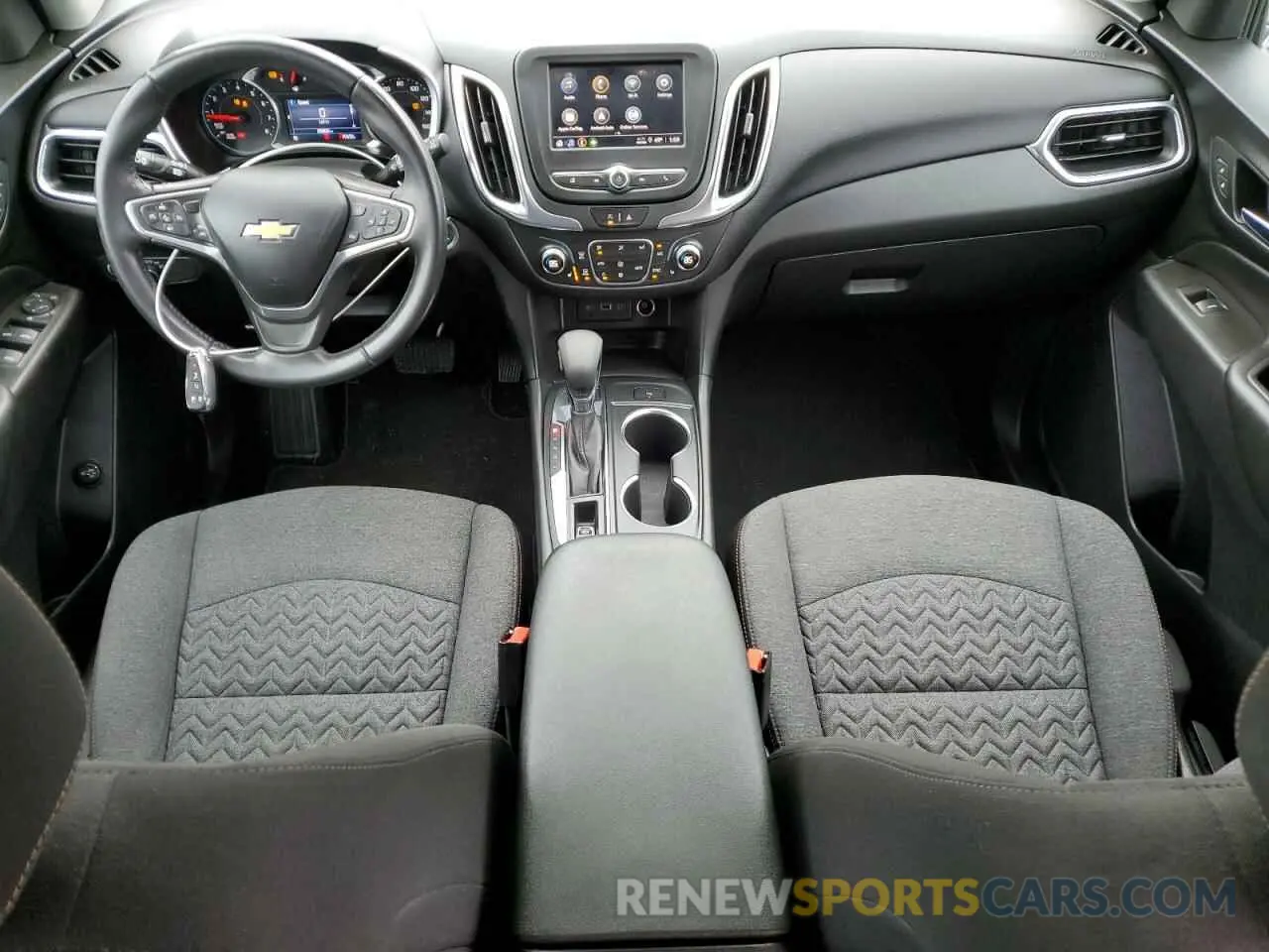 8 Photograph of a damaged car 3GNAXUEV1NL116711 CHEVROLET EQUINOX 2022