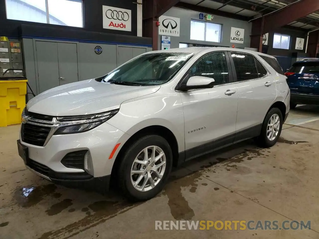 1 Photograph of a damaged car 3GNAXUEV2NL215747 CHEVROLET EQUINOX 2022