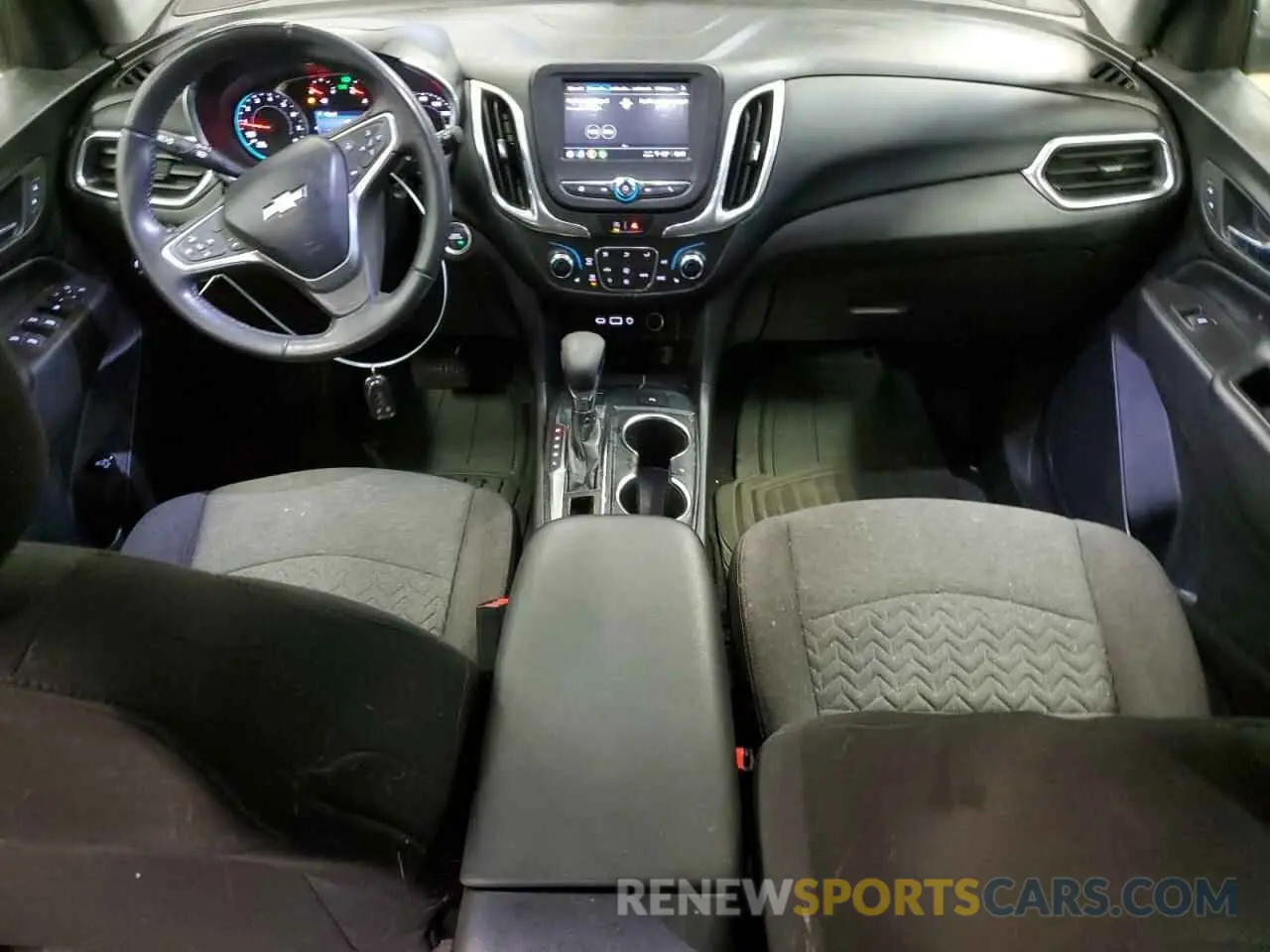 8 Photograph of a damaged car 3GNAXUEV2NL215747 CHEVROLET EQUINOX 2022