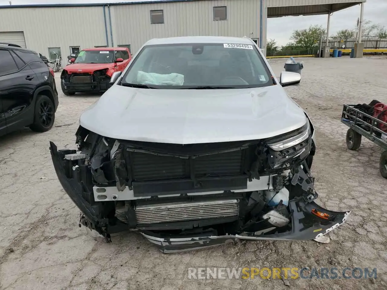 5 Photograph of a damaged car 3GNAXUEV3NL105158 CHEVROLET EQUINOX 2022