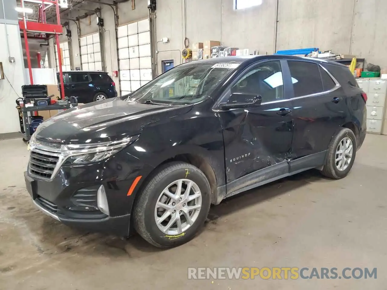1 Photograph of a damaged car 3GNAXUEV3NL285953 CHEVROLET EQUINOX 2022