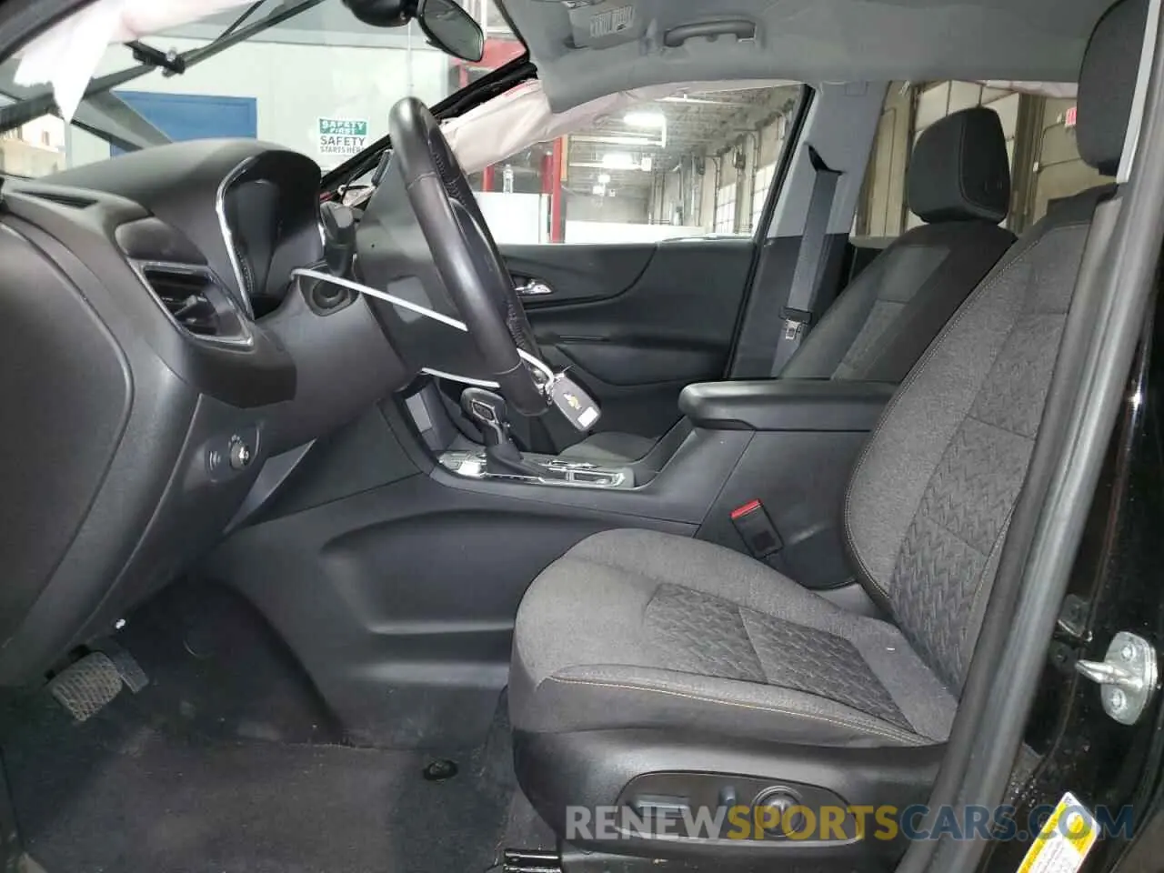 7 Photograph of a damaged car 3GNAXUEV3NL285953 CHEVROLET EQUINOX 2022
