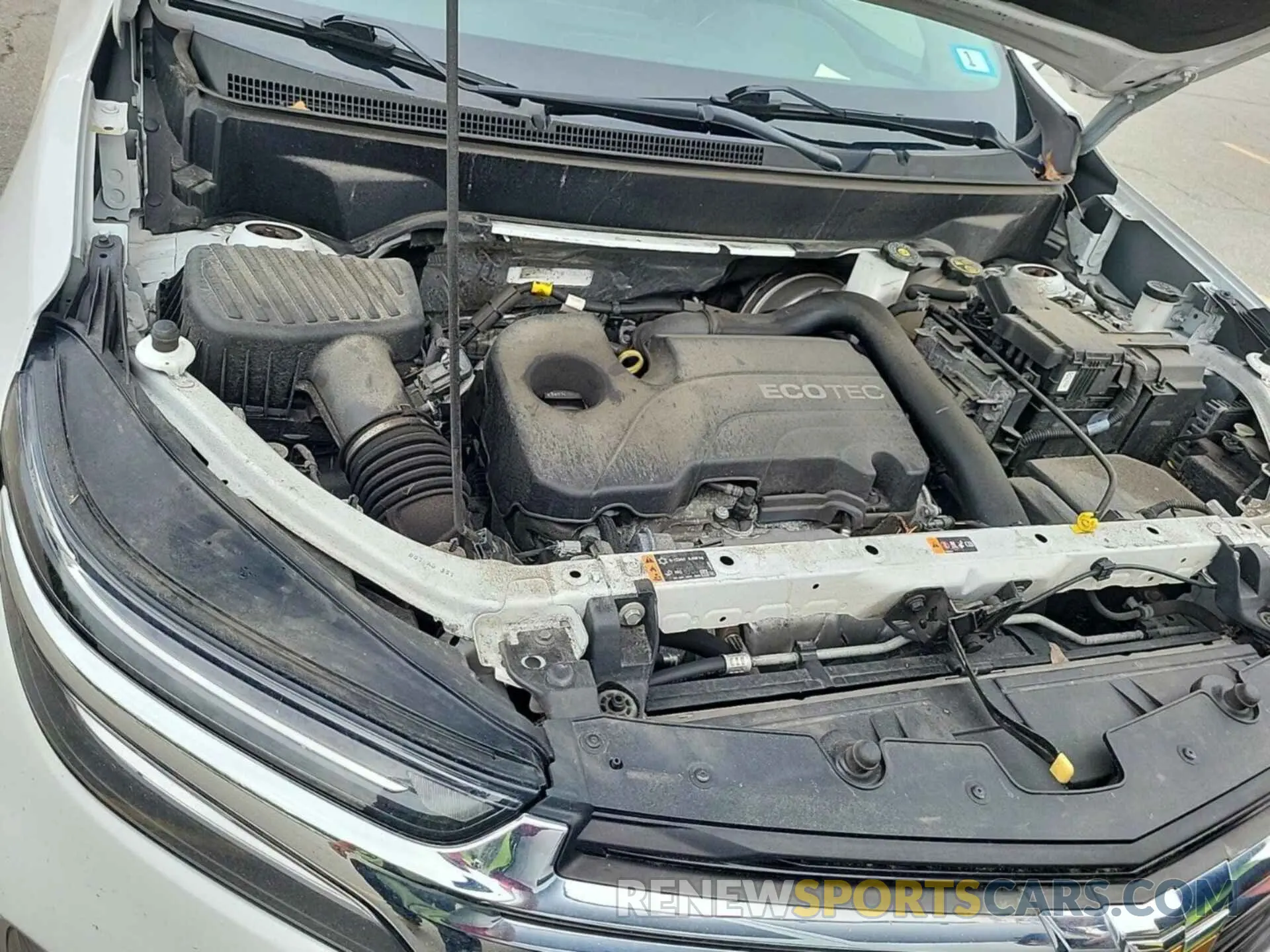 33 Photograph of a damaged car 3GNAXUEV4NL122521 CHEVROLET EQUINOX 2022