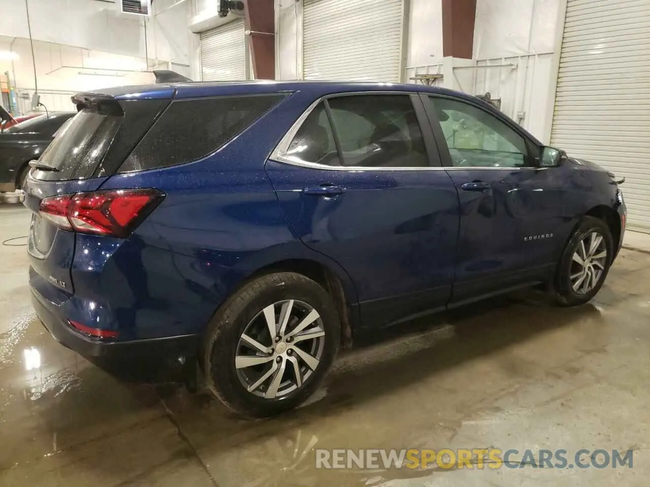 3 Photograph of a damaged car 3GNAXUEV4NL233974 CHEVROLET EQUINOX 2022