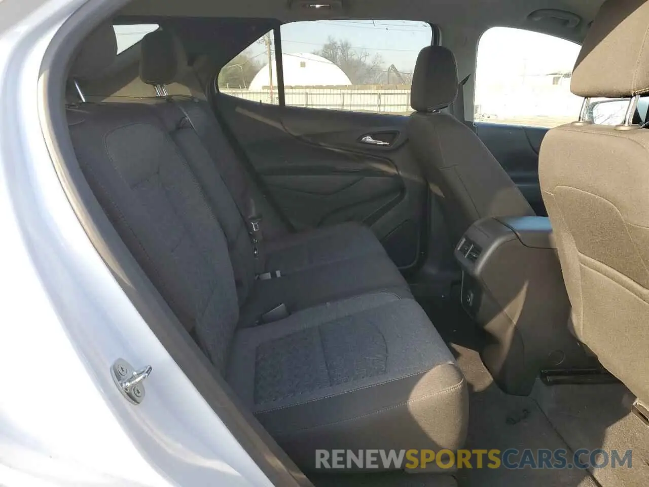 11 Фотография поврежденного автомобиля 3GNAXUEV4NL258521 CHEVROLET EQUINOX 2022