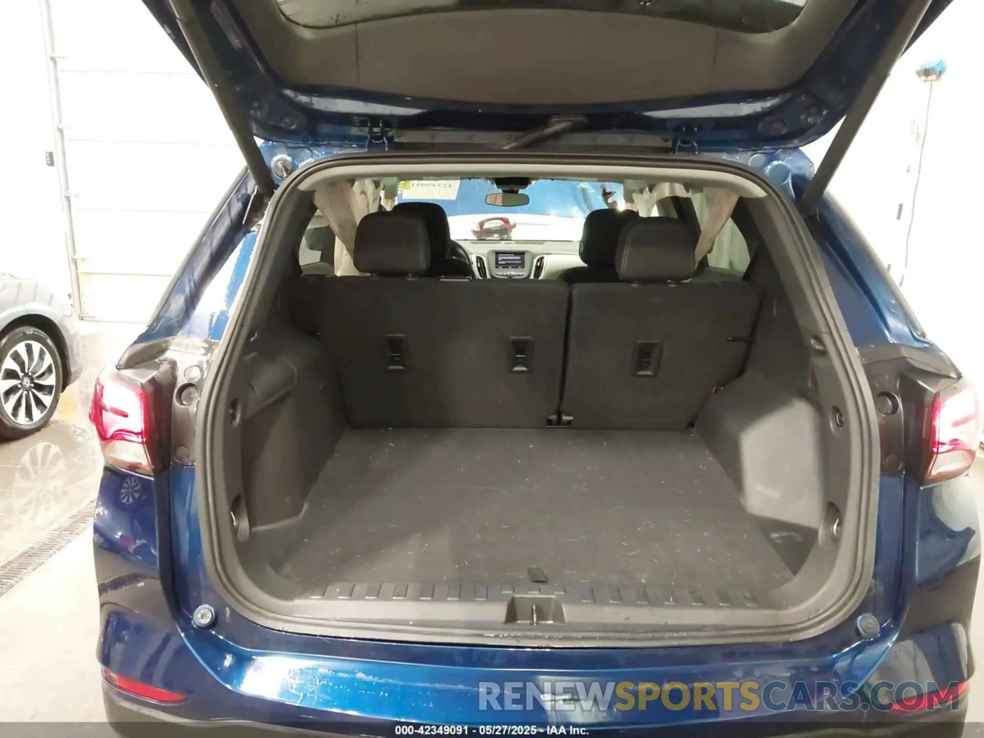 17 Фотография поврежденного автомобиля 3GNAXUEV5NL160985 CHEVROLET EQUINOX 2022