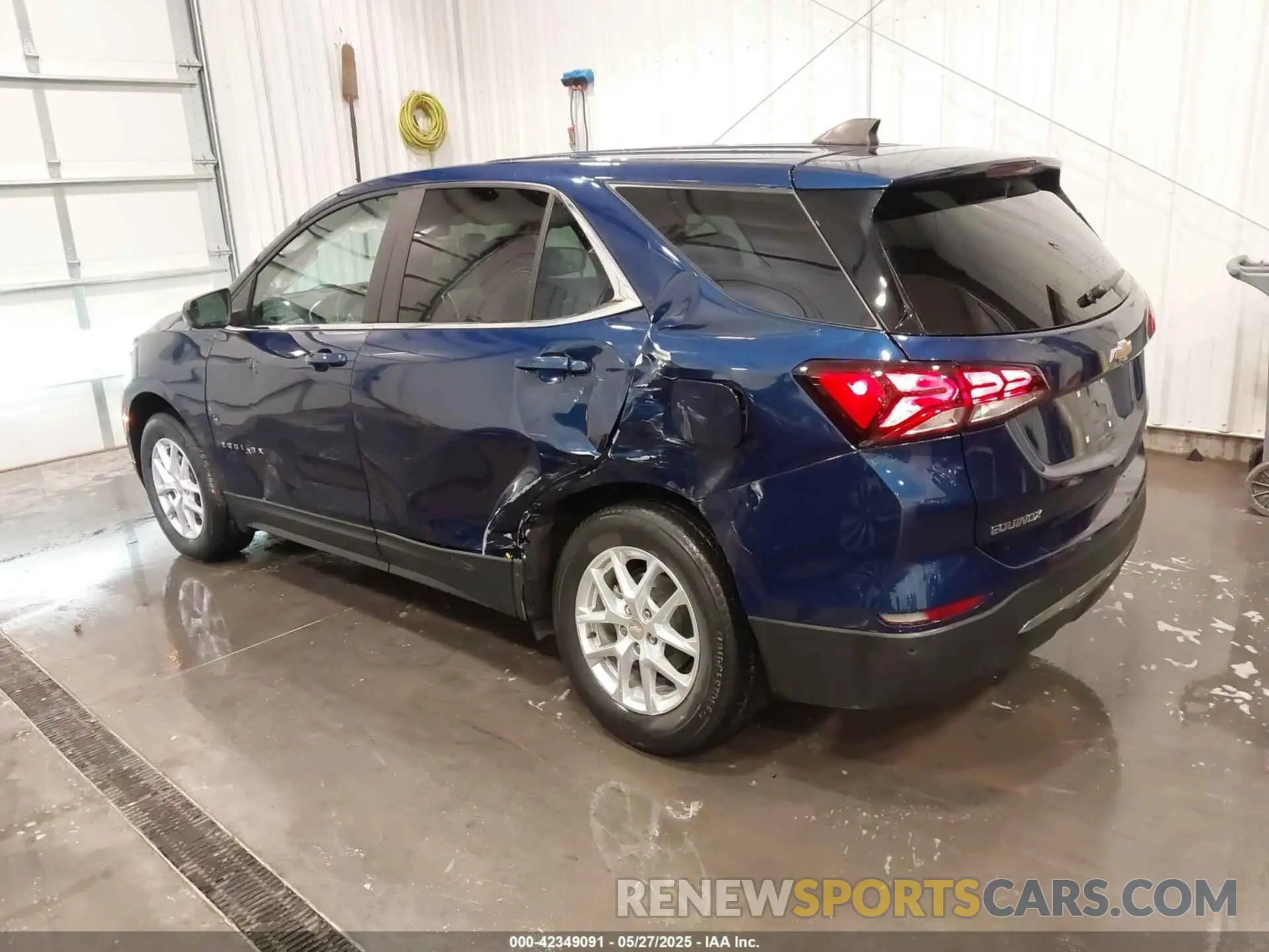 3 Фотография поврежденного автомобиля 3GNAXUEV5NL160985 CHEVROLET EQUINOX 2022