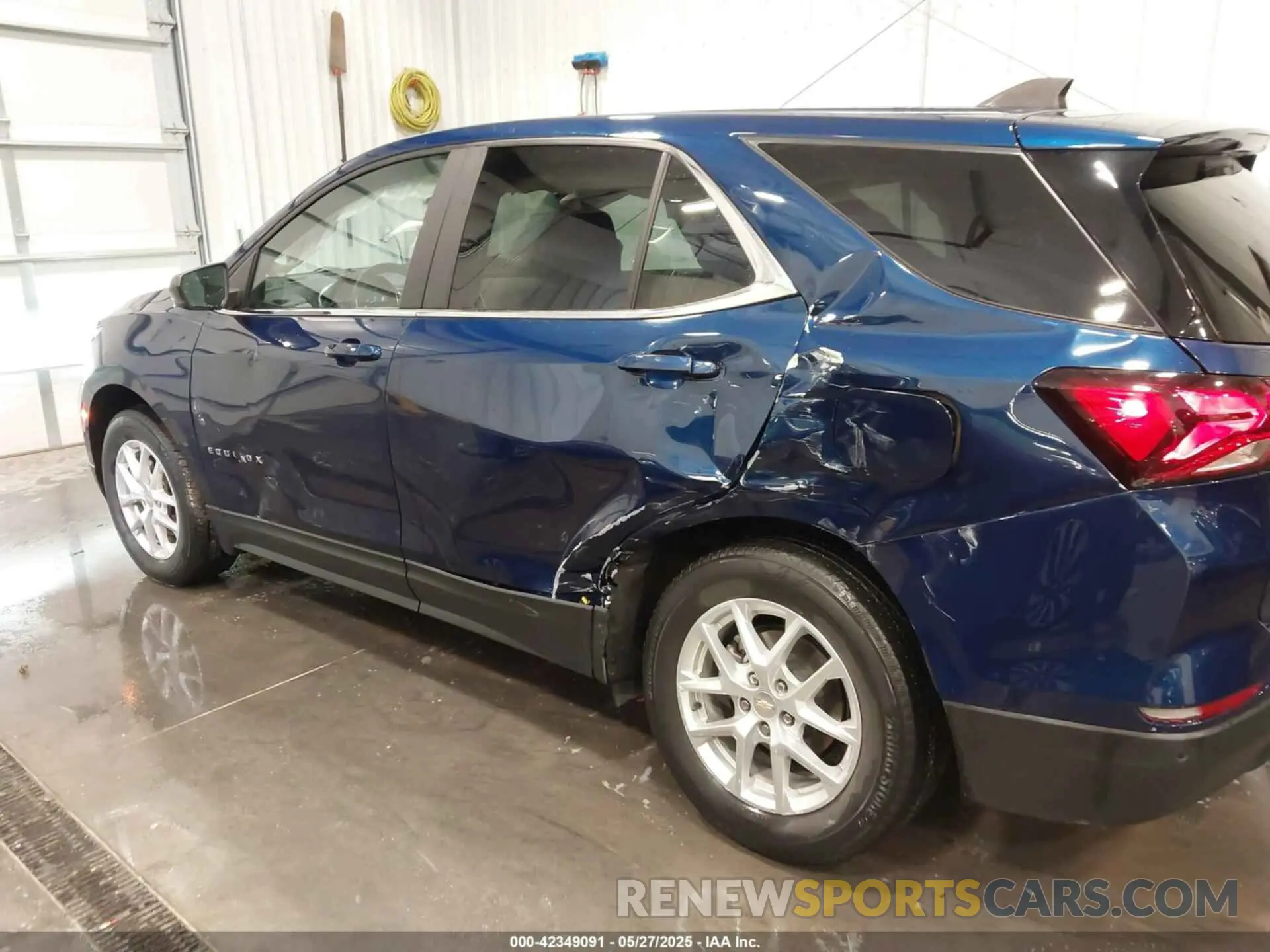 6 Фотография поврежденного автомобиля 3GNAXUEV5NL160985 CHEVROLET EQUINOX 2022