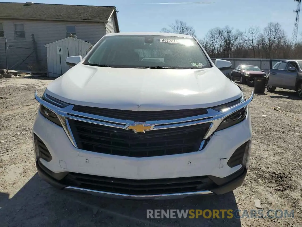 5 Photograph of a damaged car 3GNAXUEV5NL281855 CHEVROLET EQUINOX 2022
