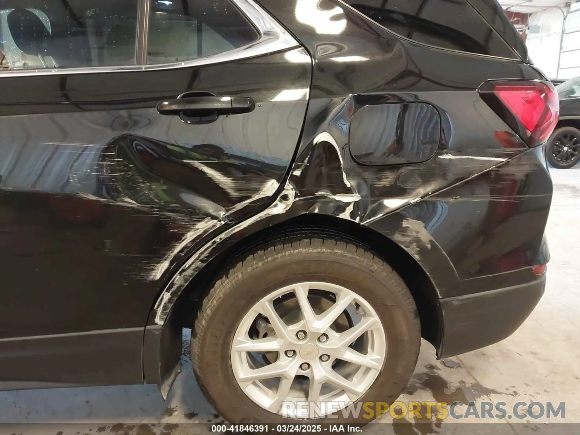12 Фотография поврежденного автомобиля 3GNAXUEV5NL302493 CHEVROLET EQUINOX 2022