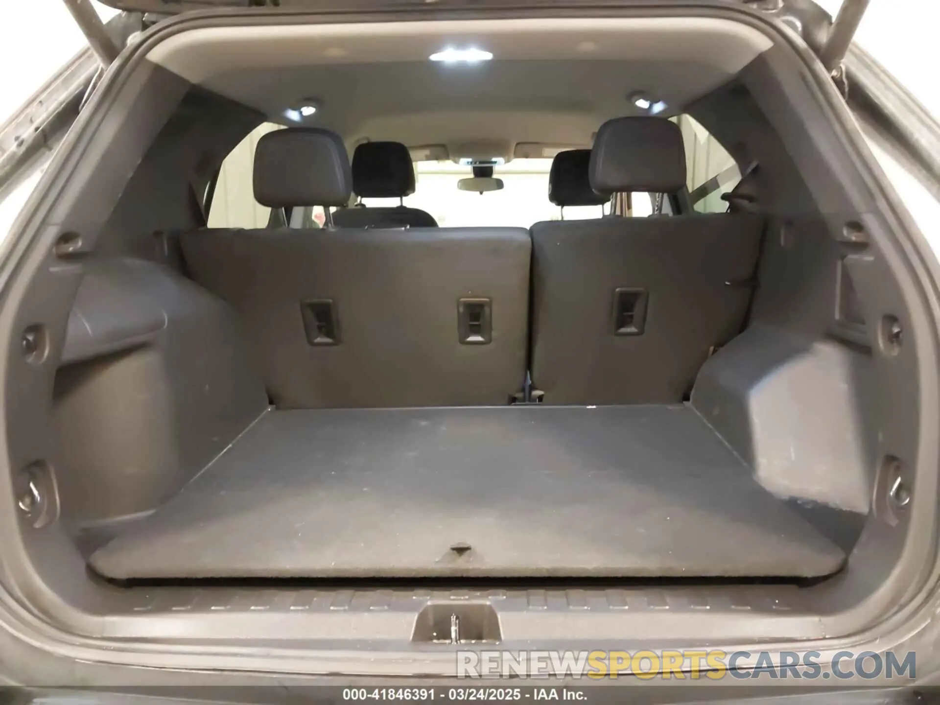 18 Фотография поврежденного автомобиля 3GNAXUEV5NL302493 CHEVROLET EQUINOX 2022
