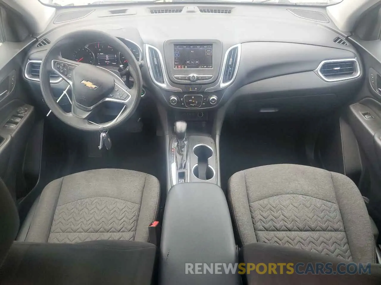 8 Photograph of a damaged car 3GNAXUEV6NS186694 CHEVROLET EQUINOX 2022