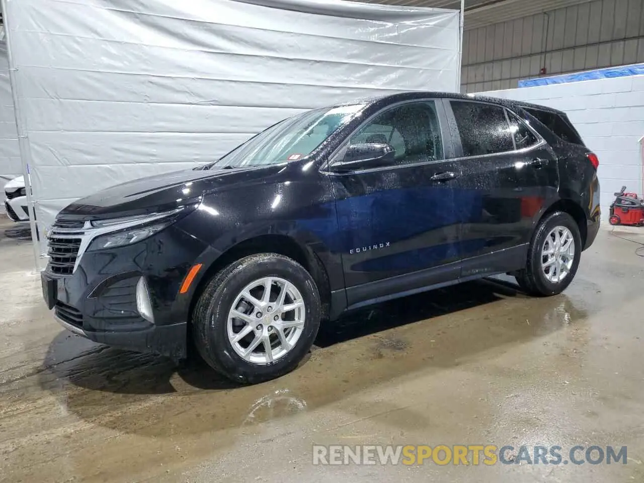 1 Photograph of a damaged car 3GNAXUEV7NL118415 CHEVROLET EQUINOX 2022
